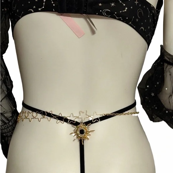 Victoria's Secret Black Star & Moon Push-Up Bra Set - Picture 5 of 13